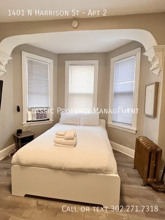 1401 N Harrison St #2 - Photo 2 of 12