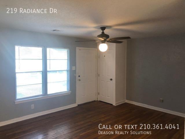 219 Radiance Ave - Photo 2 of 13