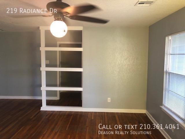 219 Radiance Ave - Photo 3 of 13
