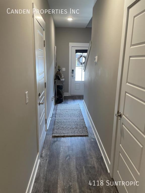 4118 Suntropic Ln - Photo 3 of 13