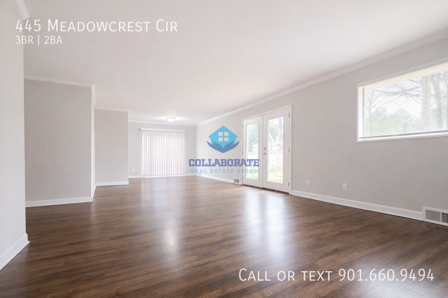 445 Meadowcrest Cir - Photo 3 of 18