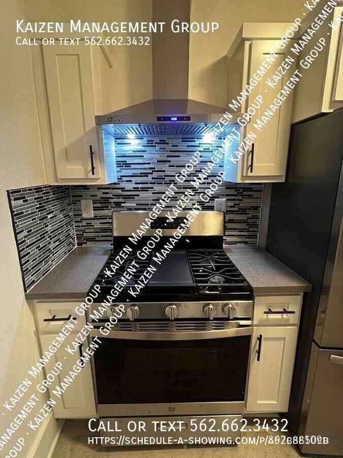 709 Pacific Ave #709 - Photo 6 of 13