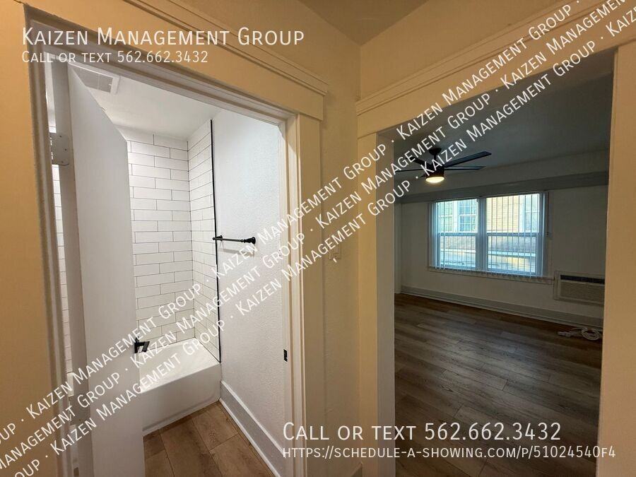 719 Pacific Ave - Photo 3 of 15