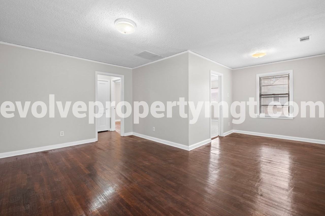 4311 Judy Cv - Photo 3 of 19