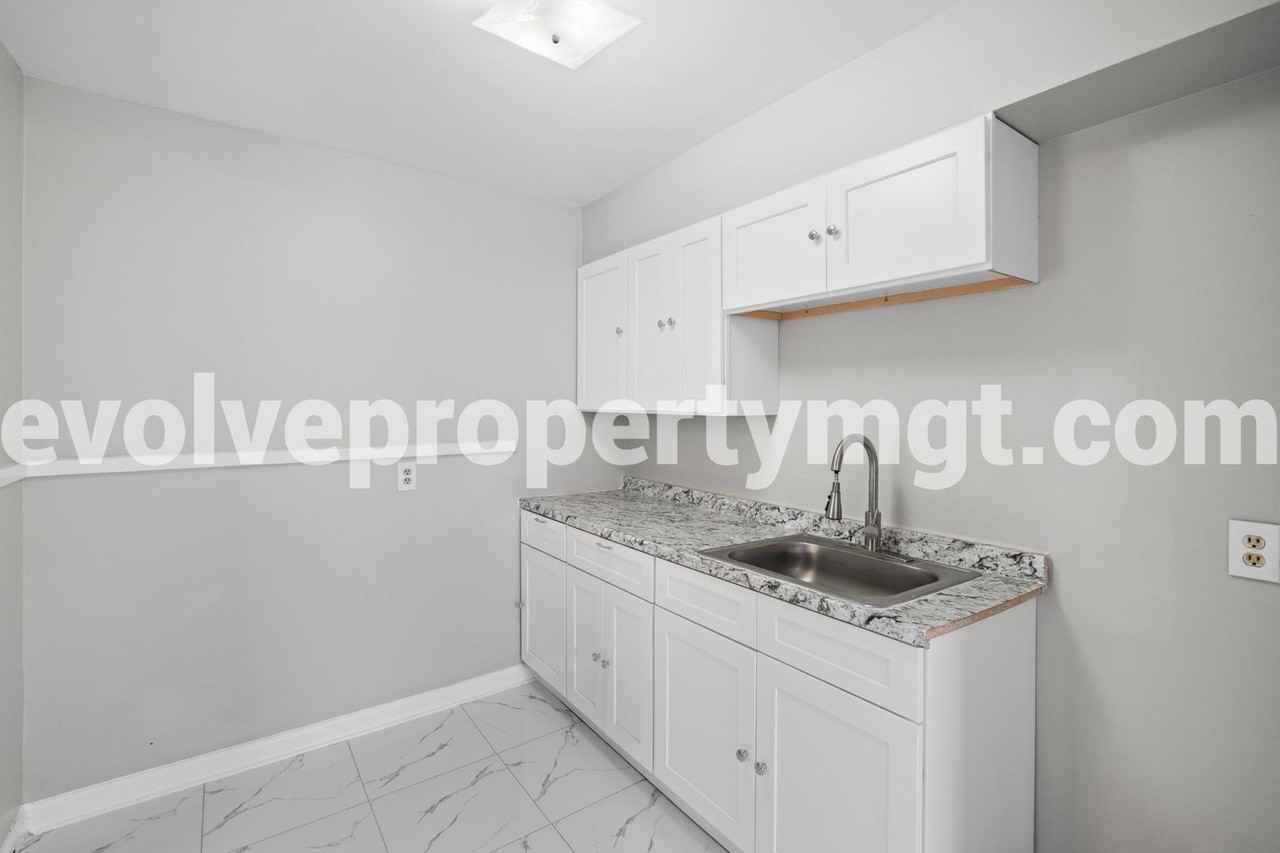 4311 Judy Cv - Photo 6 of 19