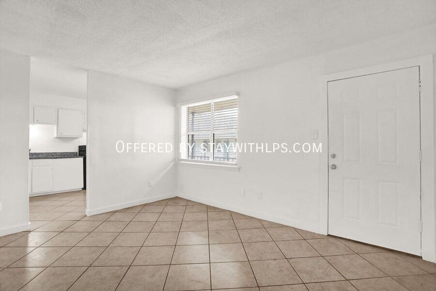 1765 E Raines Rd #4 - Photo 7 of 18