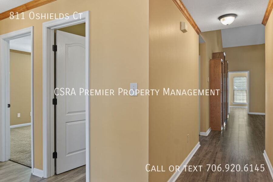 811 Oshields Ct - Photo 4 of 50