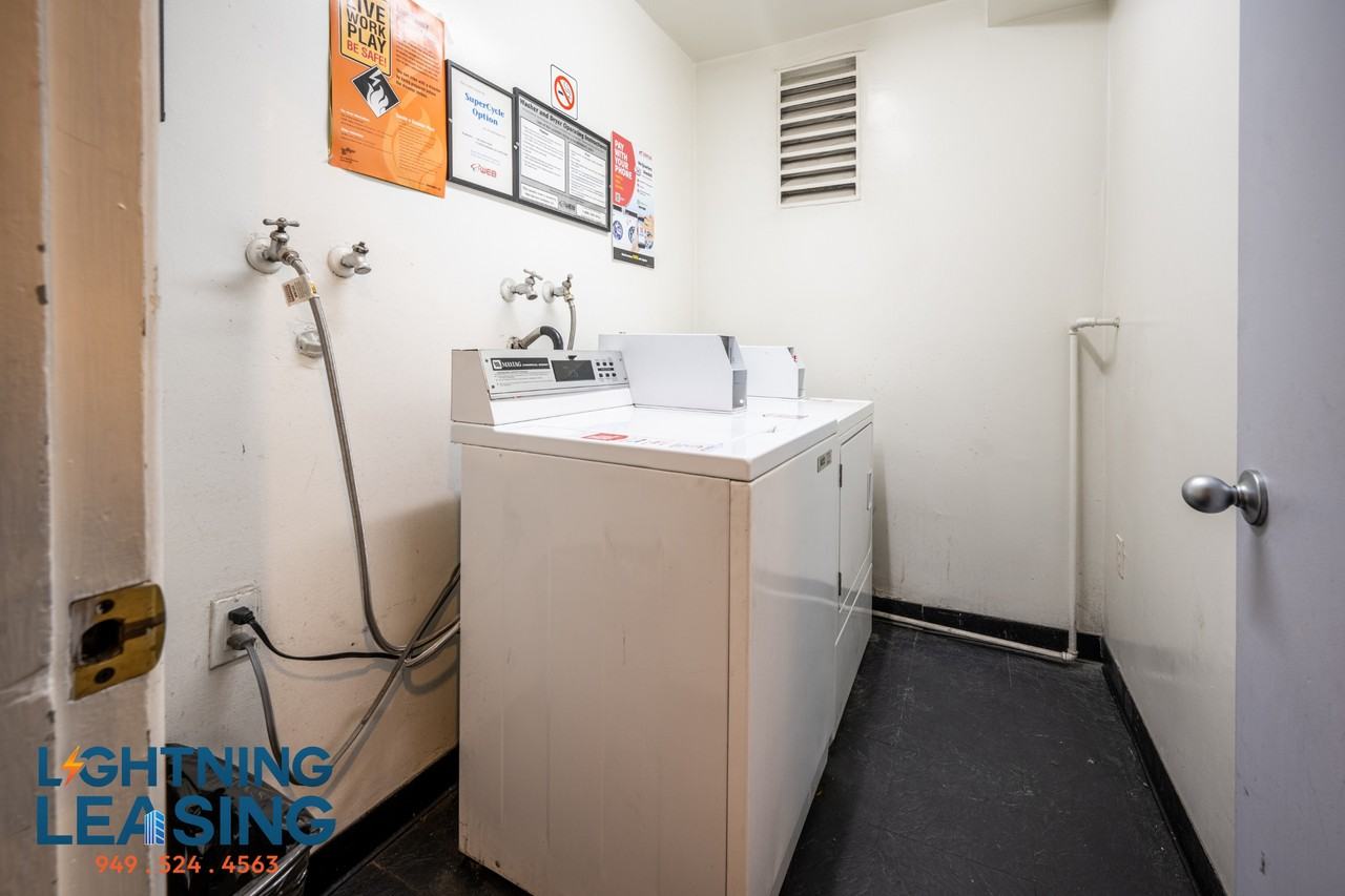 1210 Horn Ave #303D - Photo 5 of 14