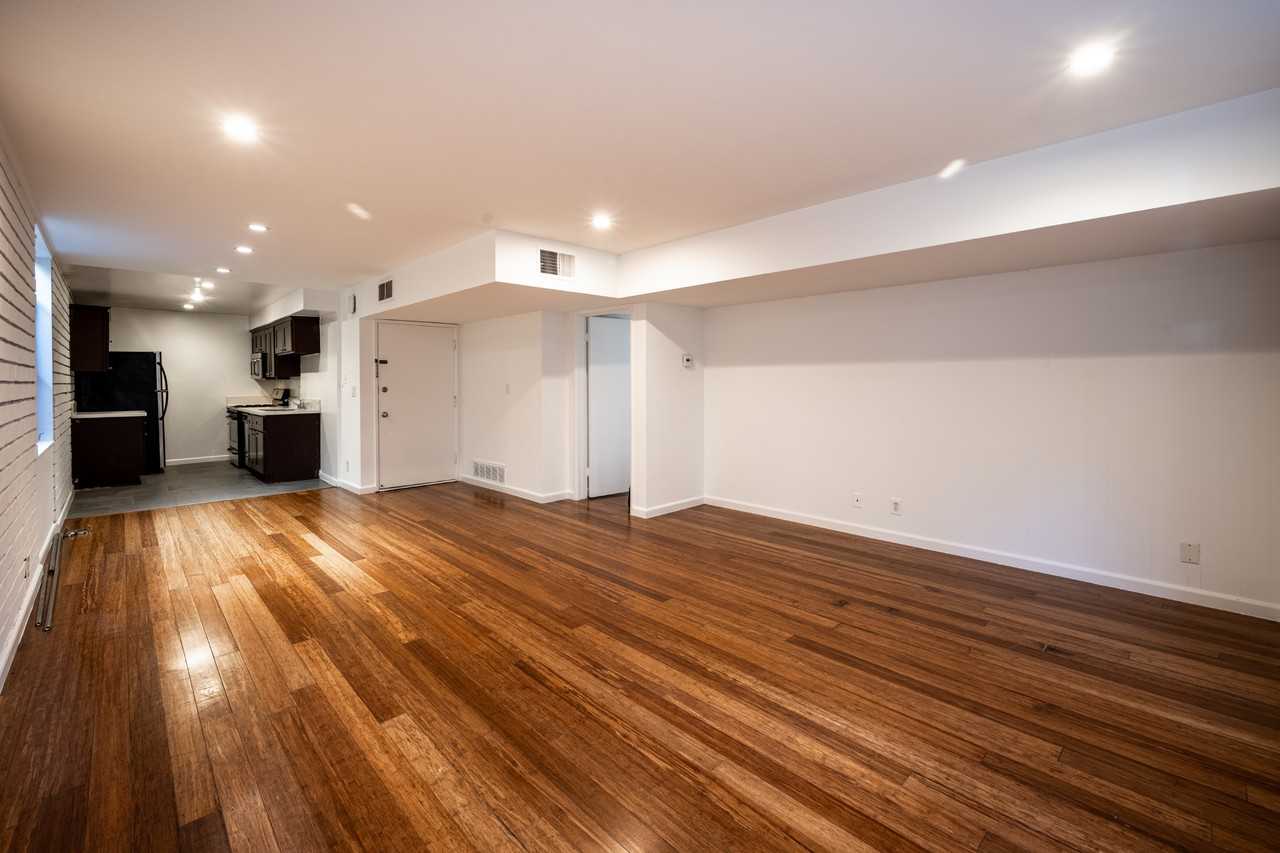 1210 Horn Ave #303D - Photo 6 of 14