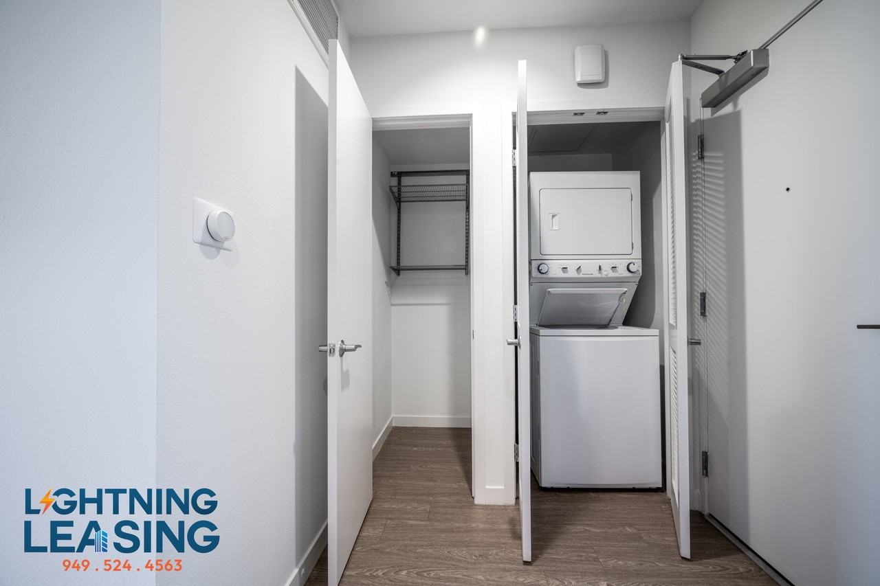 11406 Chandler Blvd #507A - Photo 6 of 21