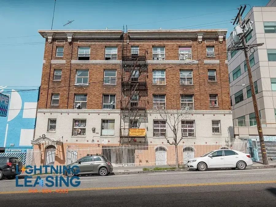 340 S Alvarado St #505B - Photo 3 of 12