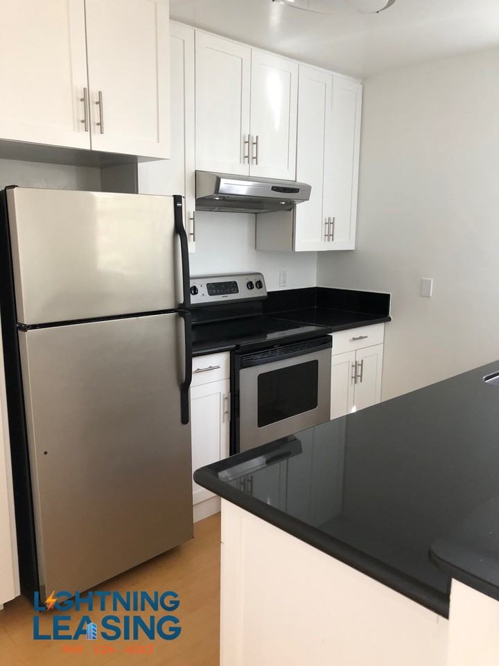 11TH & #203D - Photo 2 of 11