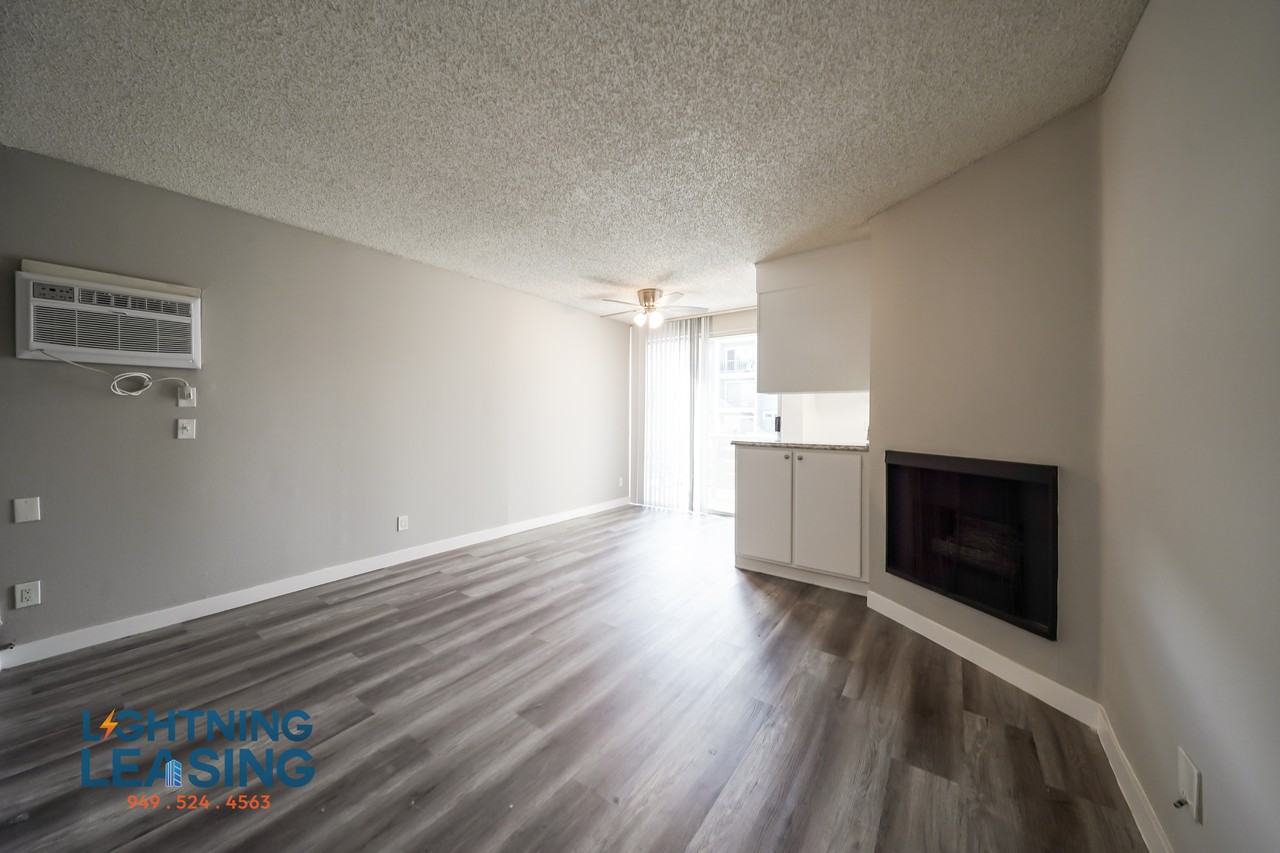 8430 Cedros Ave #101D - Photo 6 of 20