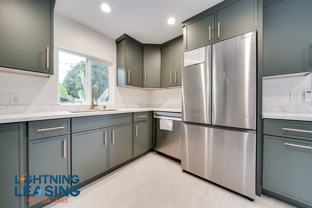 5620 1/2 Radford Ave - Photo 1 of 1