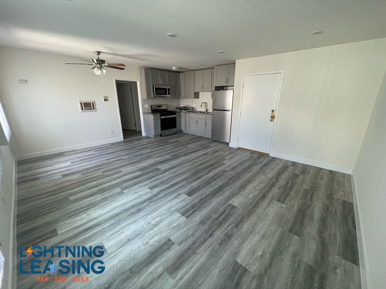 13254 Vanowen St #209D - Photo 2 of 8