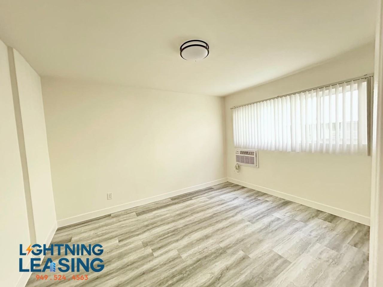 14676 1/2 Rayen St #2D - Photo 6 of 12