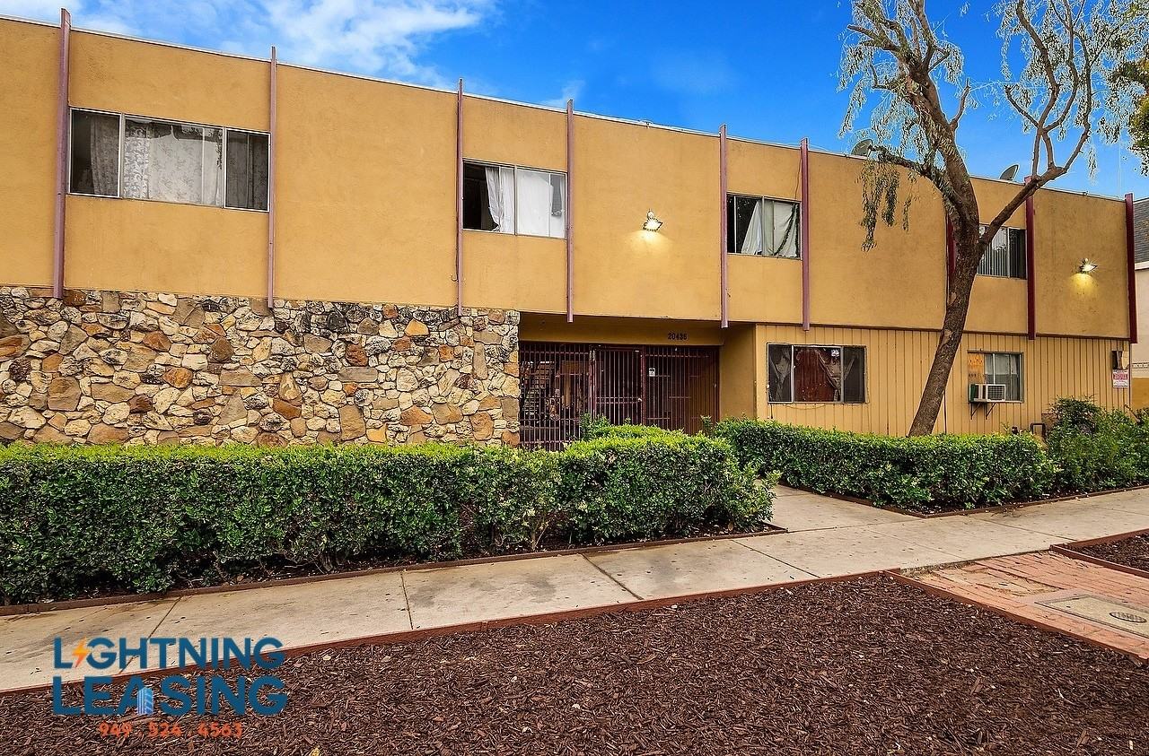 20437 Cohasset St #3D - Photo 3 of 10