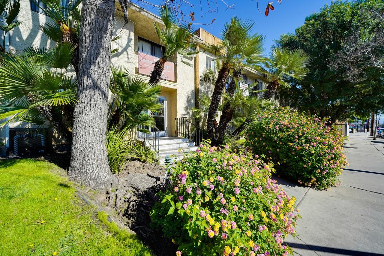 20929 Lassen St #102 - Photo 3 of 20