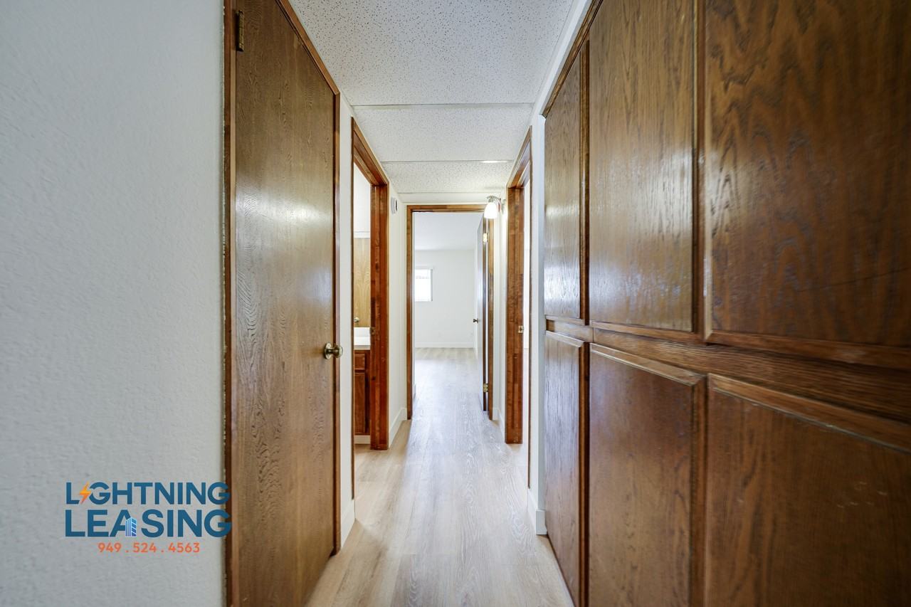 536 E Cypress Ave #302 - Photo 7 of 22