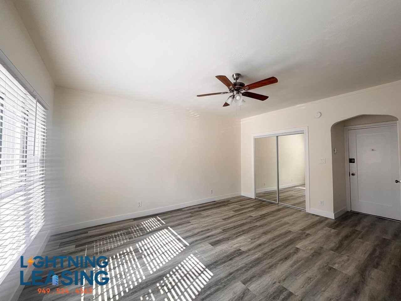 1055 1/2 S Normandie Ave #105D - Photo 2 of 5