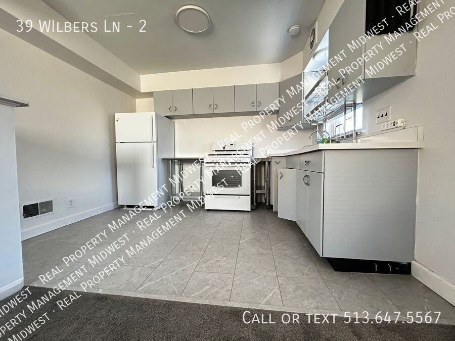 39 Wilbers Ln #2 - Photo 3 of 20