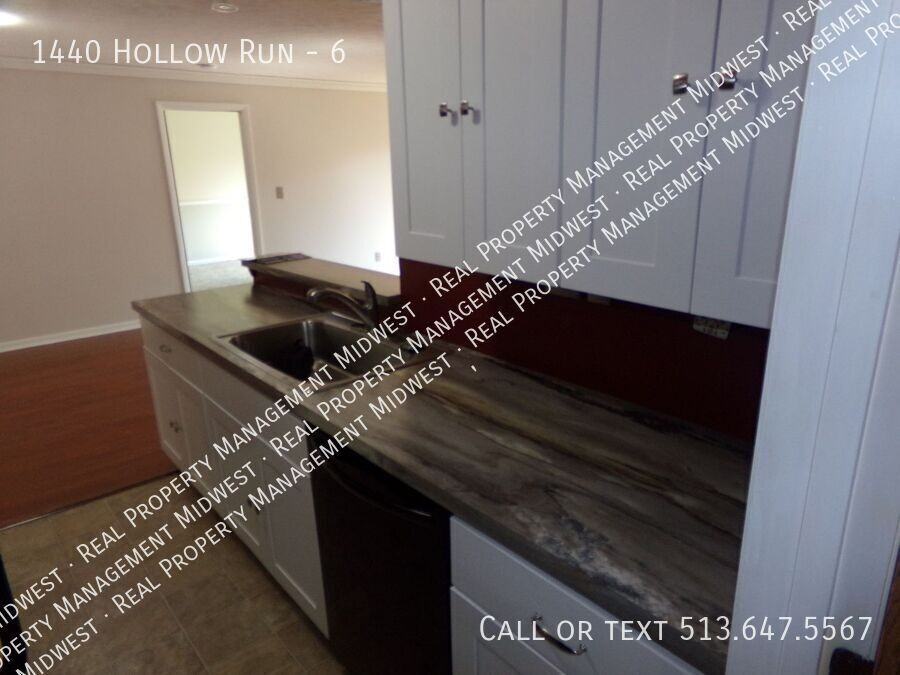 1440 Hollow Run #6 - Photo 7 of 19