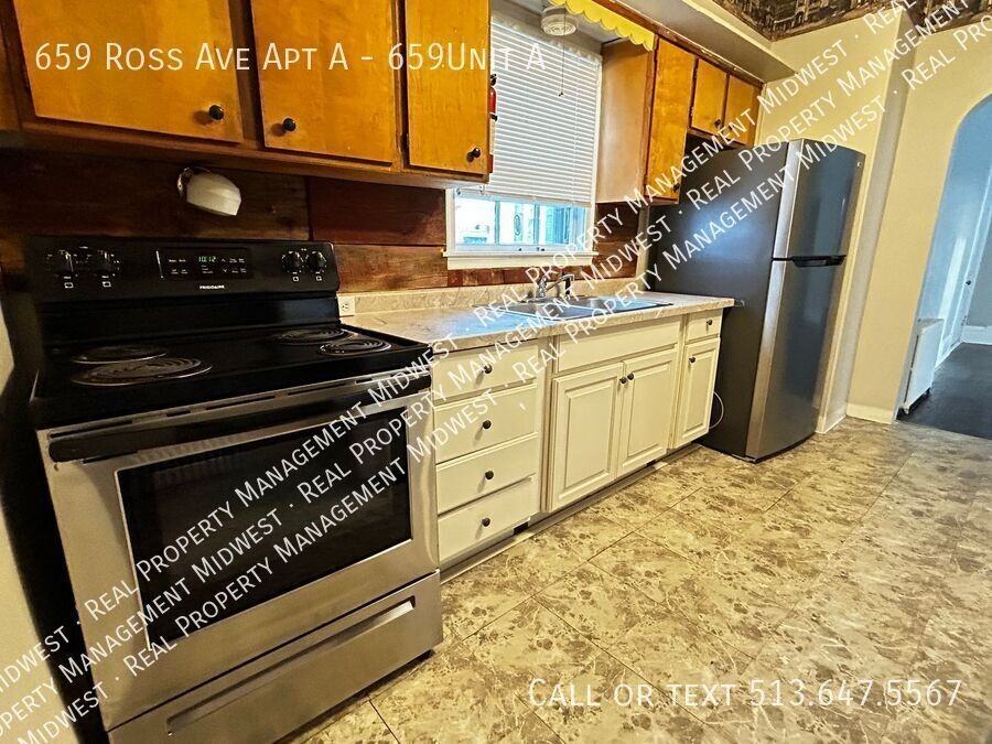 659 Ross Ave Apt A #659UNITA - Photo 3 of 16