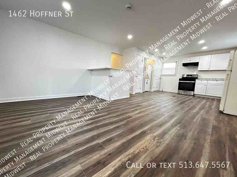 1462 Hoffner St - Photo 4 of 21
