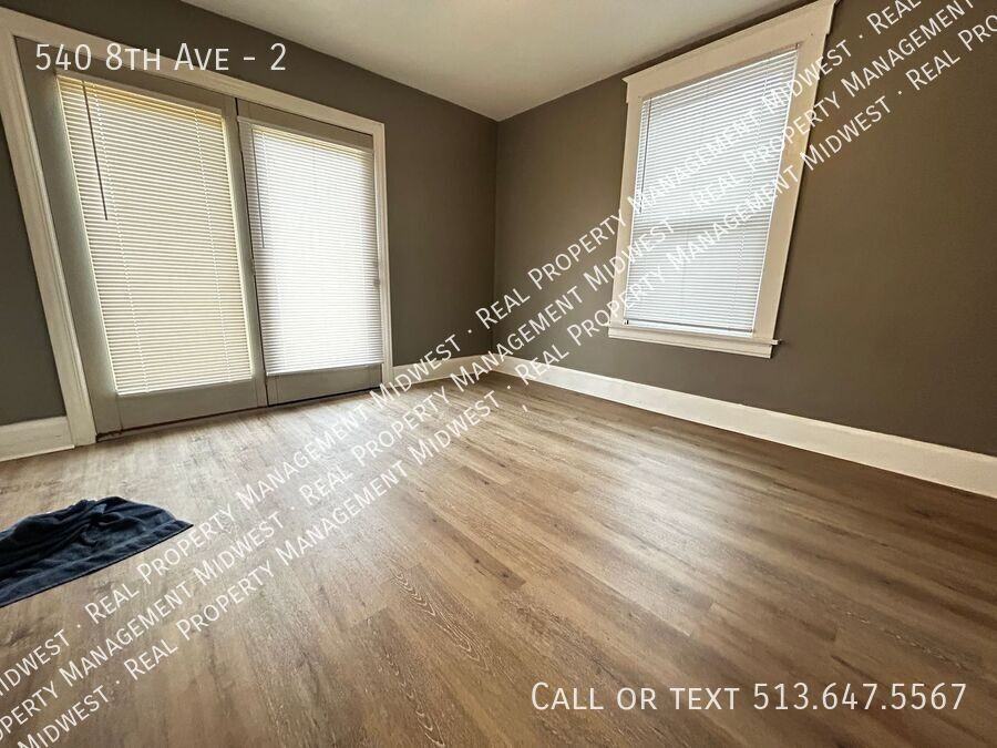 540 8th Ave #2 - Photo 3 of 18