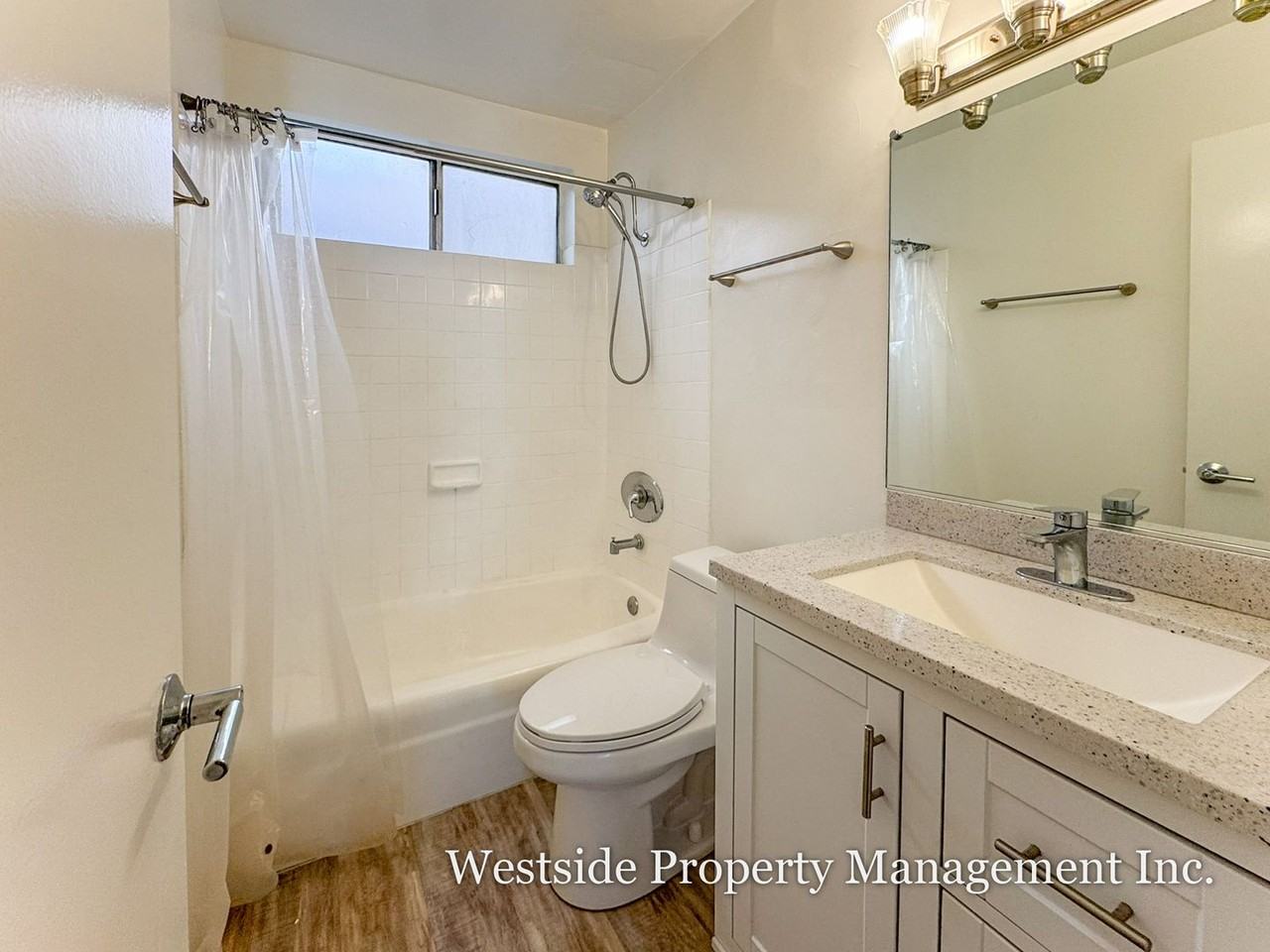 45 Rose Ave #6 - Photo 4 of 34