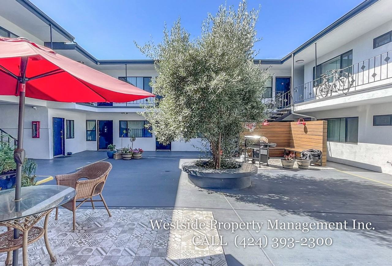 6607 N Figueroa St #10 - Photo 5 of 25