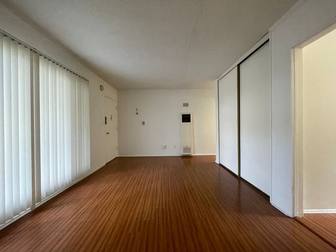 1152 N Poinsettia Pl #5 - Photo 4 of 14