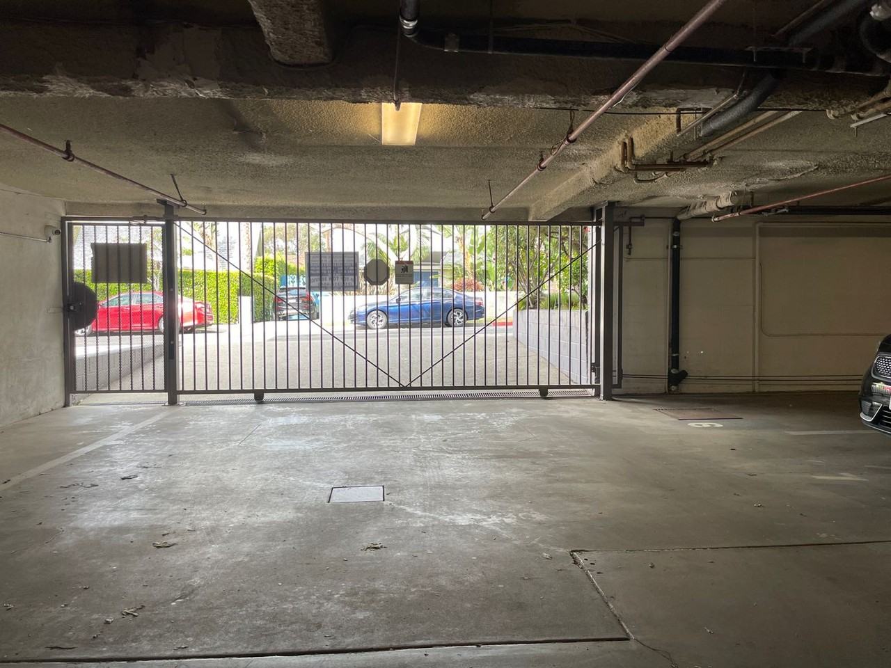 1152 N Poinsettia Pl #5 - Photo 7 of 14