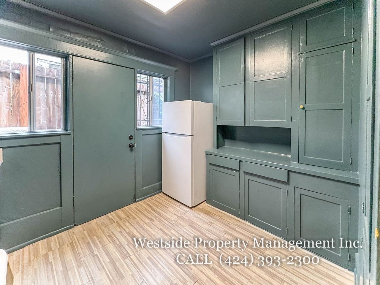 1520 Andalusia Ave #5 - Photo 4 of 7