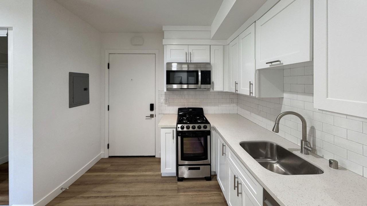 3630 Midvale Ave #3628