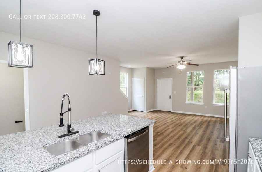 473 473 Olive Branch WayRoom 1 #1 - Photo 5 of 21