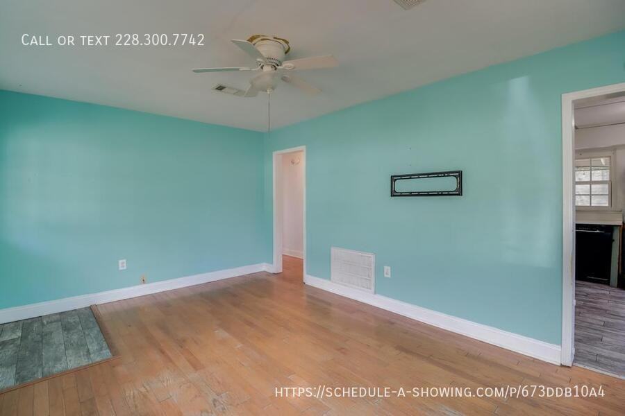 1737 Ridgeway Dr - Photo 5 of 17