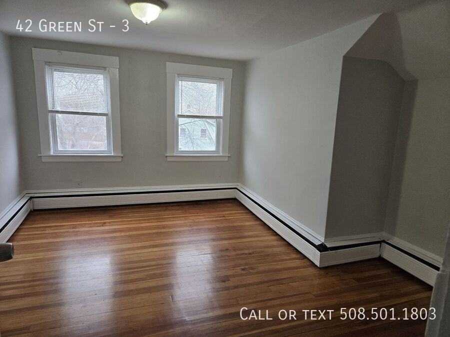 42 Green St #3 - Photo 4 of 8
