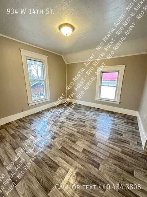 934 W 14th St - Photo 6 of 7
