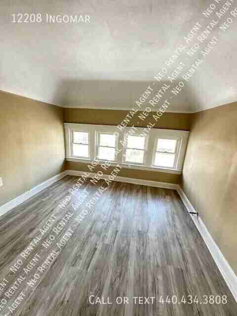 12208 Ingomar Ave - Photo 6 of 10