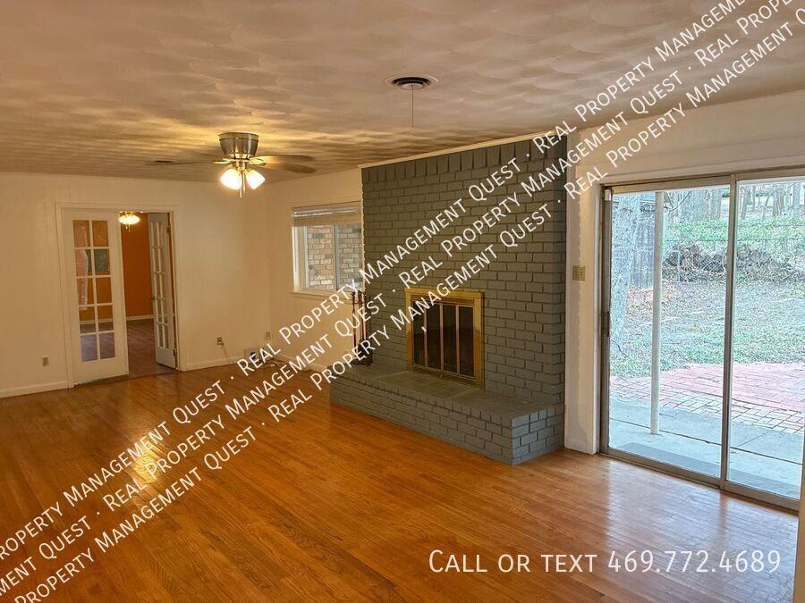 1001 Crestview Dr - Photo 3 of 16