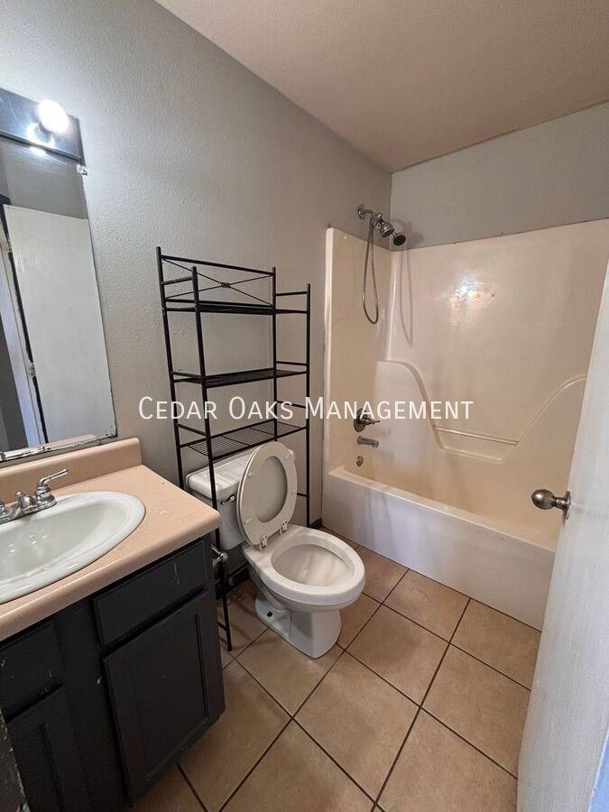 2520 Mary Phelps Dr - Photo 6 of 12