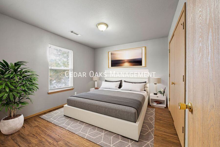 282 Erin Pl #202 - Photo 2 of 17
