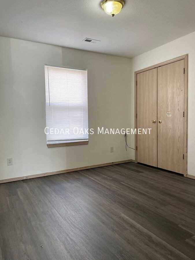 100 Josie Dr - Photo 6 of 10