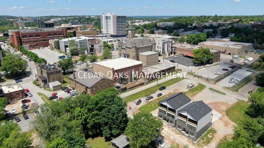 122 E Mountain St #122 - Photo 6 of 50