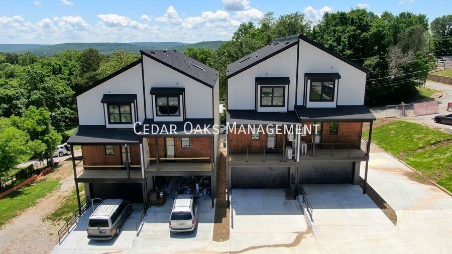 118 E Mountain St #118 - Photo 2 of 50