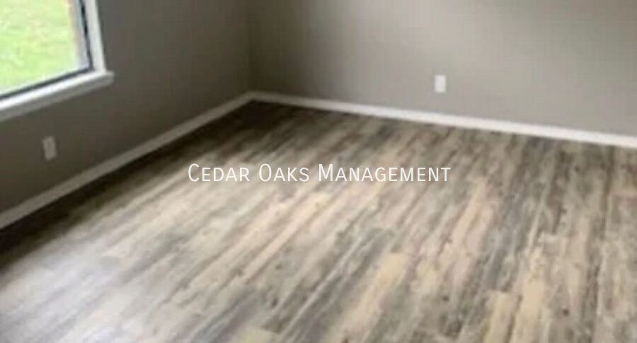 2755 Alton Ave #A - Photo 3 of 8