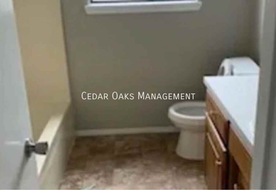 2755 Alton Ave #A - Photo 4 of 8