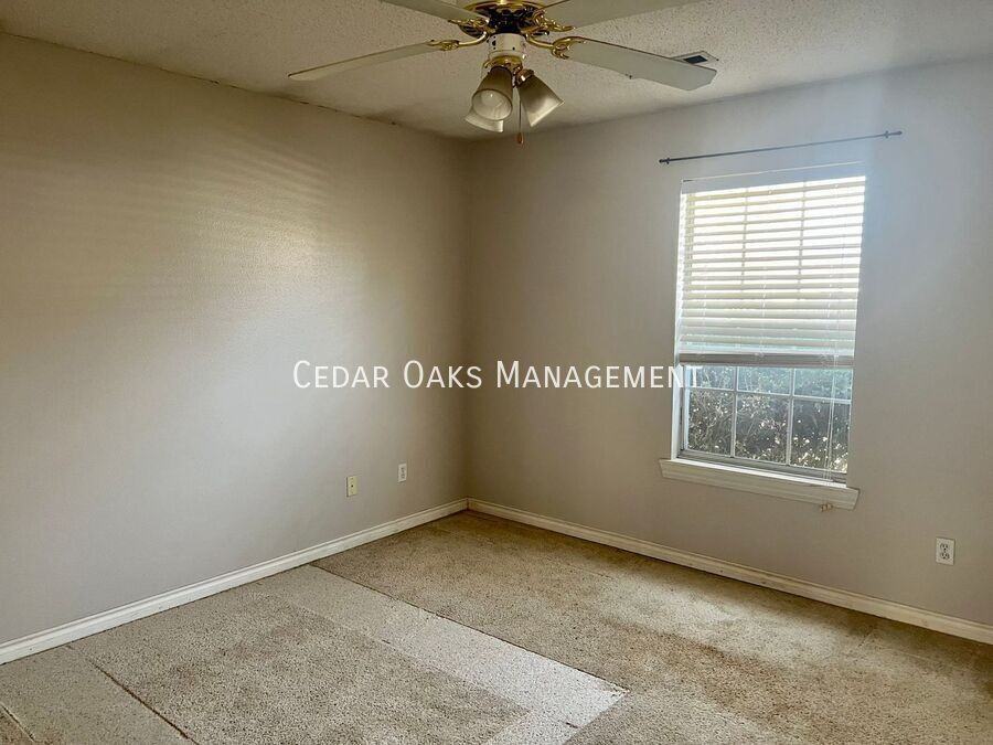 503 Amy Ave - Photo 3 of 7