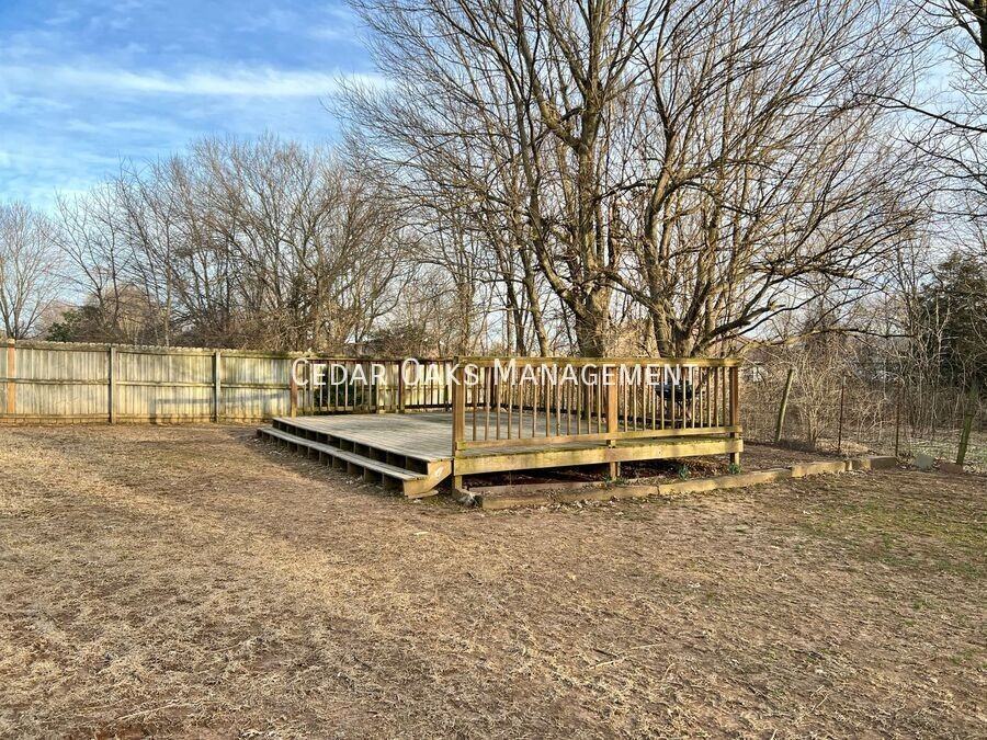 503 Amy Ave - Photo 6 of 7